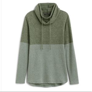 Pink Clover Kabecka Mock Neck Knit Top